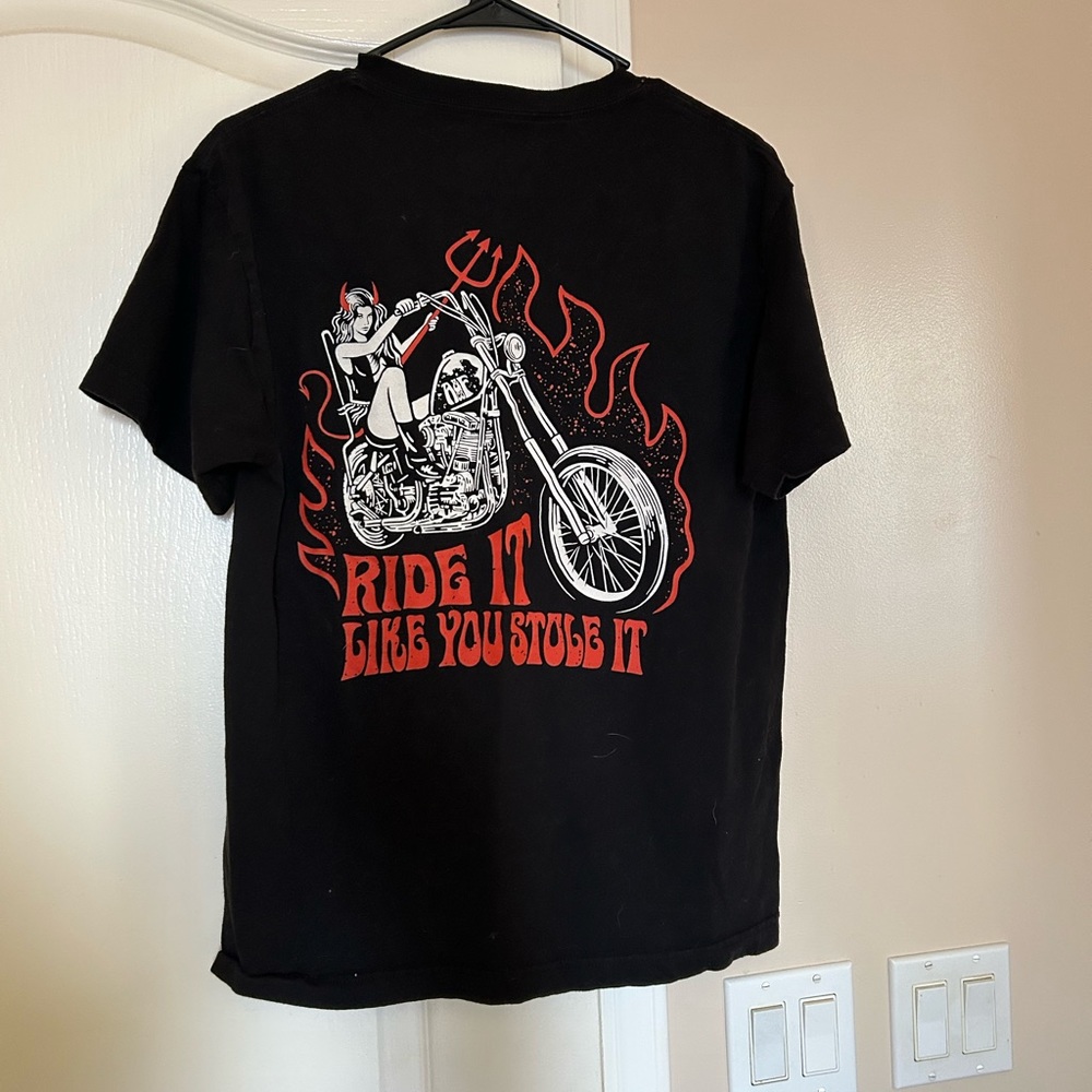 Alive and free t shirt